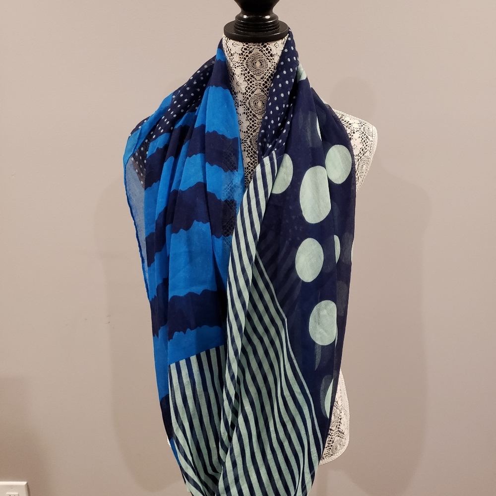 Blue Infinity Scarf